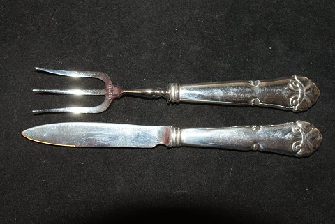 Frugt / Dessert bestik  Fransk Lilje Sølv
Kniv Længde 17 cm.
Gaffel Længde 16 cm.