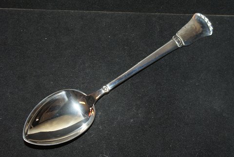 Dinner spoon Maud Silver
A.P. Berg silver
Length 19.5 cm.