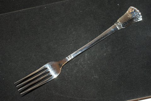 Dinner Fork Maud Silver
A.P. Berg silver
Length 20.5 cm.

