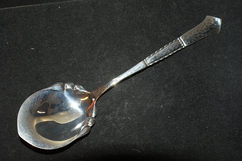 Marmeladeske Louise Sølv
Cohr Fredericia sølv
Længde 16 cm.
SOLGT