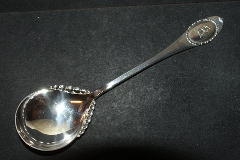 Serving spoon m / Edge Bead Medallion Silver with engraved initials