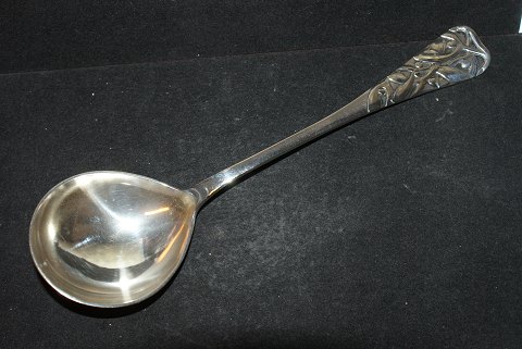 Serving spoon No. 113 (number 113) silver
Frigast Silver
SOLD