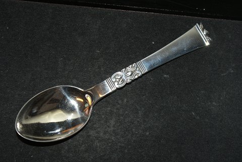 Barneske Rigsmønster Sølvbestik
Frigast sølv
Længde 15,5 cm.
SOLGT