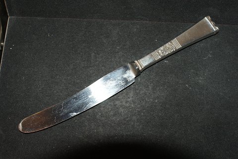 Lunch / dinner knife Rigsmoenster Silver Flatware
Frigast silver
Length 22 cm.
