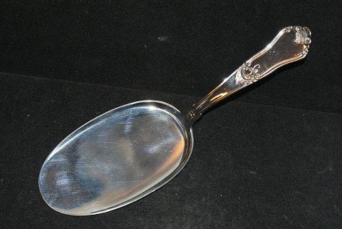 Cake server, Rosenholm Danish silver cutlery
Slagelse silver
Length 17.5 cm.
SOLD
