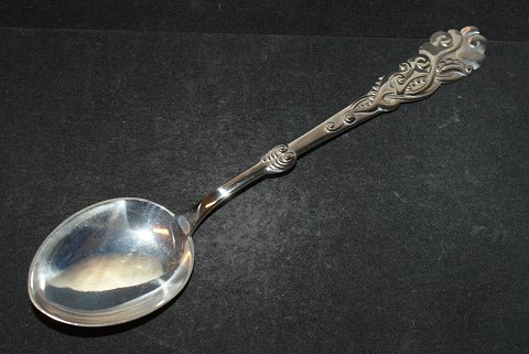 Serving  spoon
Tang Silver Cutlery
Cohr Silver
SOLD