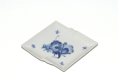 Royal Copenhagen Blue Flower Edged Accessory Bowl
SOLD