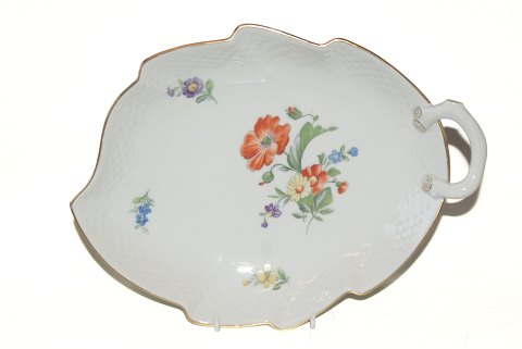 Bing and Grondahl White Saxon Flower, leaf-shaped dish