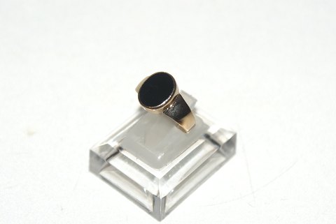 Elegant ring med Sort onyx i  14 karat guld