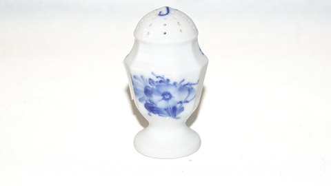 Royal Copenhagen Blue Flower Angular, Pepper
Pepper  Dek.nr 10/#8584