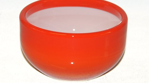 Palet Holmegaard Glasværk Skål
Palet Holmegaard Glasværk 1970-71
Design, Michael Bang
Height 7.5 cm.
SOLD
