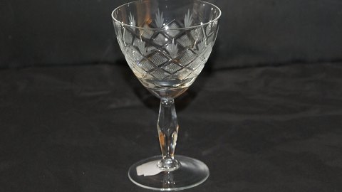 Red wine glass # Wien Antik Glas from Lyngby Glasværk.