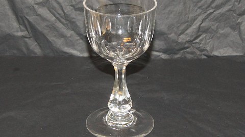 Red wine glass #Derby Glas from Holmegaard
Height 15 cm
SOLD