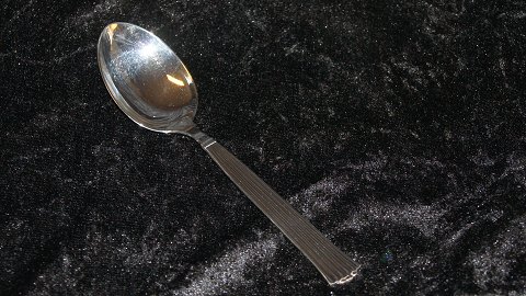 Dessert #Diplomat Sølvplet
Manufactured by Chr. Fogh, A.P. Berg, O.V. Mogensen.
Length 17.8 cm approx