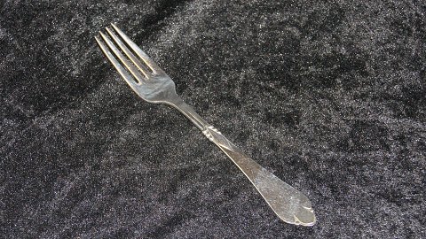 Breakfast fork #Freja Sølvplet Cutlery
Produced by Fredericia silver and others.
Length 18.3 cm