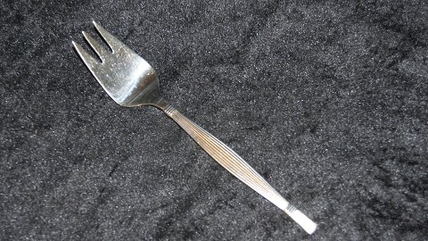 Meat fork #Gitte Sølvplet
Produced by O.V. Mogensen.
Length 21 cm