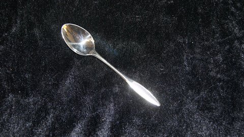 Coffee spoon #Kongelys # Sølvplet
Designed by Henning Seidelin.
Produced by Frigast A / S, Copenhagen
Length 12.5 cm