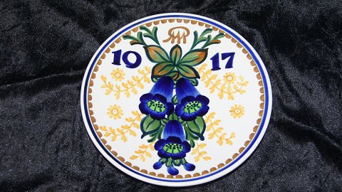 Aluminia Faience Plate with Flowers year # 1917
Dek. # 843 / # 340
Diameter 19 cm.
SOLD