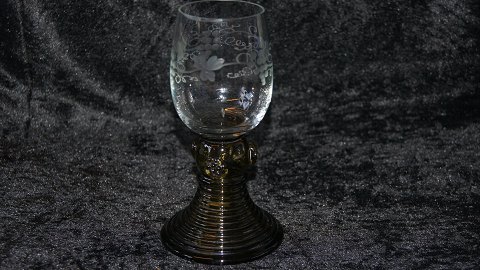 Wine glass with Green base