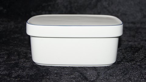 Aluminia & Royal Copenhagen # Blåkant # Butter jar
Dek.nr. # 5094
SOLD