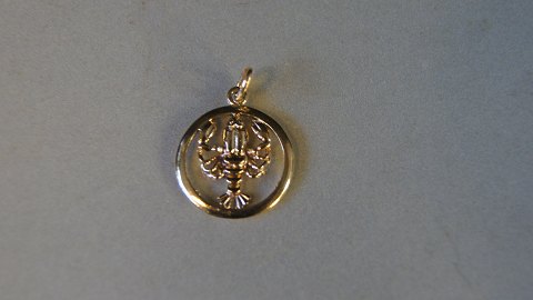 Elegant pendant Cancer zodiac sign 
14 carat Gold
Stamped 585