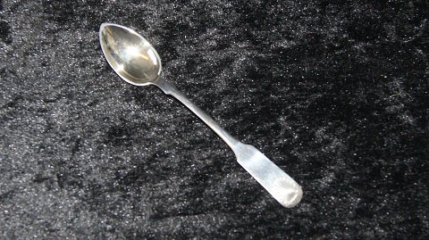 Teaspoon #Mussel Silver
Fredericia Sølv, W & S.Sørensen. with more
Length 12 cm.