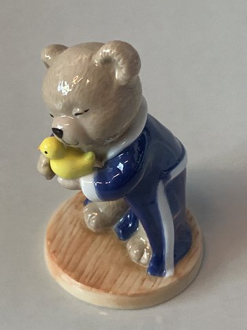 Bing & Grondahl Figure, Teddy Bear.
Victor from 2001.
1st sorting.
Height 9.2 cm.