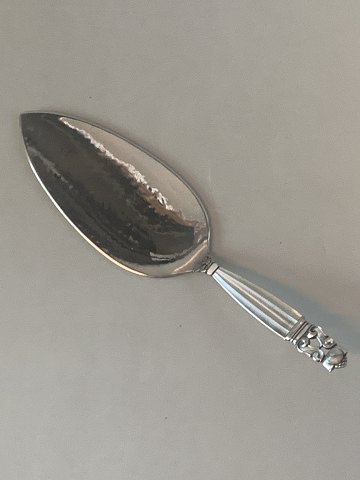 Konge / Acorn #Lagkagespade
Produced by Georg Jensen.
Length 19.7 cm.
SOLD