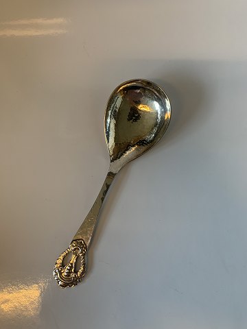 Serving spoon in Silver
Length 17.4 cm
