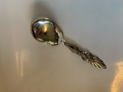 Serving spoon in Silver
Length approx. 20.7 cm
Stamped year 1929 Christian. Fr. Hoist
