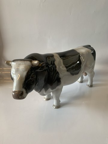 Bull From Bing and Grondahl
Deck No. #2121
SOLD