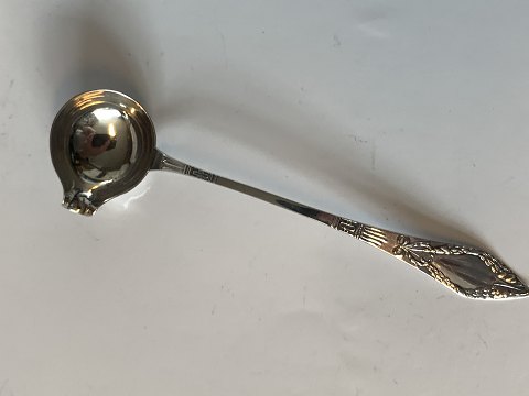 Flødeske i sølvLængde ca 14,7 cmStemplet 3 Tårne Produceret År.1903