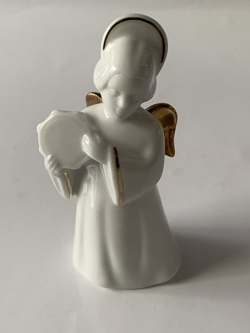 Bing & Grøndahl porcelain angel from the Heavenly music series.
No. 10 out of 12.
SOLD