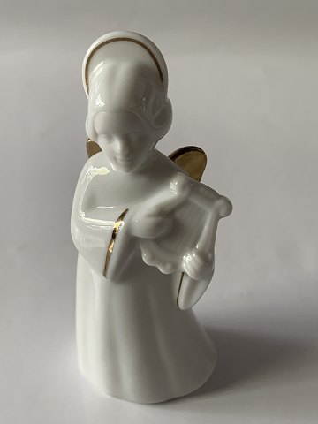 Bing & Grøndahl porcelain angel from the Heavenly music series.
No. 12 out of 12.
SOLD