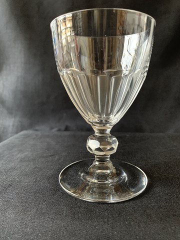 Hvidvinsglas #Marselisborg Holmegaard 
Højde 11,6 cm
SOLGT