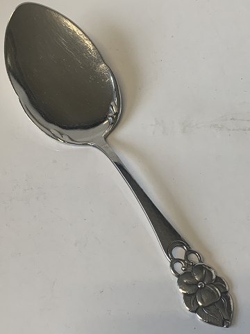 Kagespade i sølvplet
Længde 21,4 cm