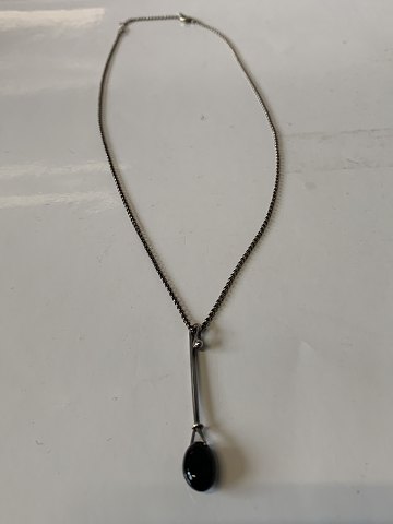 Georg Jensen sterlingsølv Dew Drop halskæde med vedhæng med sort agat.