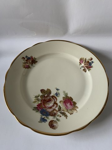 KPM Rosenborg, variation Middagstallerken, 
Diameter 24 cm.