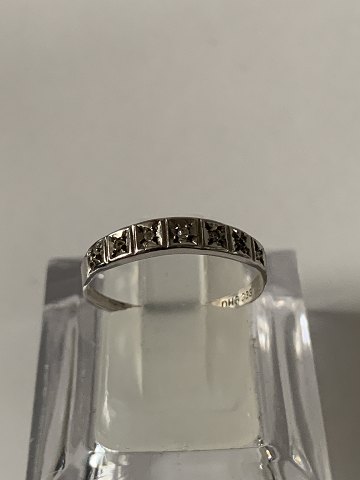 White Gold Ring with Diamonds 8 Carat
Size 53