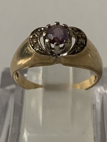 Guldring med Ametyst og Brillanter 14 karat
Ring størrelse 54