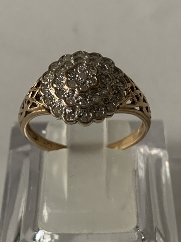 Guldring med Brillanter, 9 Karat
Ring størrelse 59