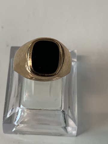 Herre Signet Ring i 8 karat guld med sort onyx.
Størrelse 61.