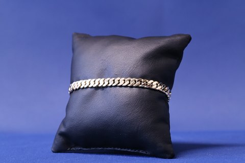 Guld Armbånd panser facet i 14 karat guld, med kasselås.
Længde 19 cm