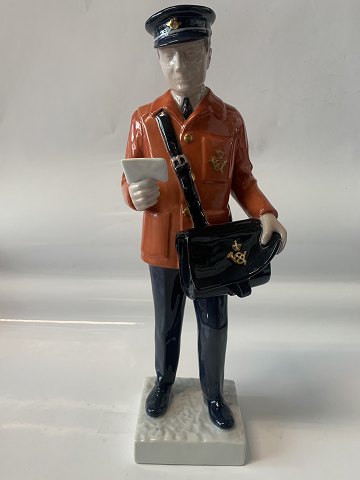 B&G figur Postbud i rød postuniform
Dek. Nr. 2451