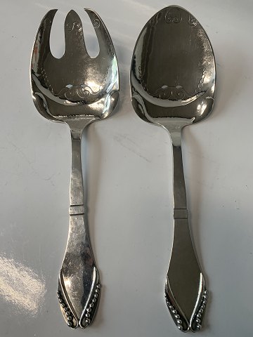 Fiske serveringssæt i Sølv 
Stemplet. 830s
Længde 25,5 cm