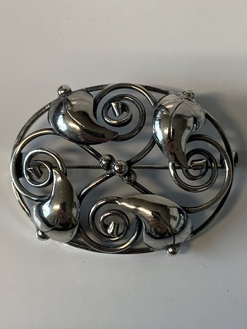 Sølvbroche med levende mønster, stemplet H.Gs 830