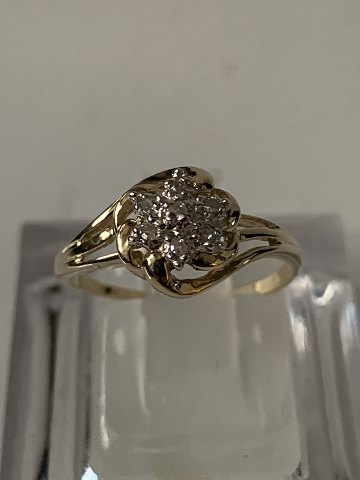 Damering 8 karat guld, med indlagte diamanter, 
Størrelse: 52