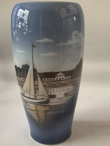 Vase med Sejlskib.
Royal Copenhagen RC nr. 4468