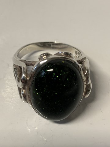 Signet Ring i sterlingsølv med grøn sten.
Størrelse. 63.