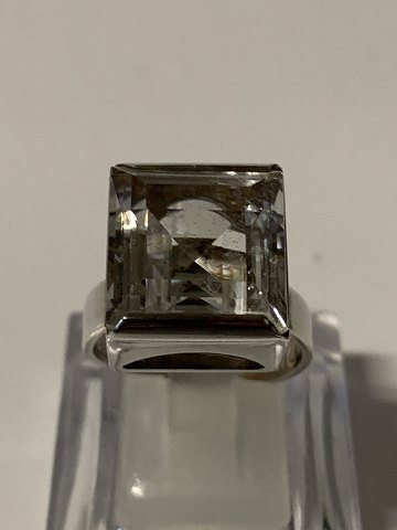 Vintage, Ladies ring in sterling silver with clear stone.
Size. 57.